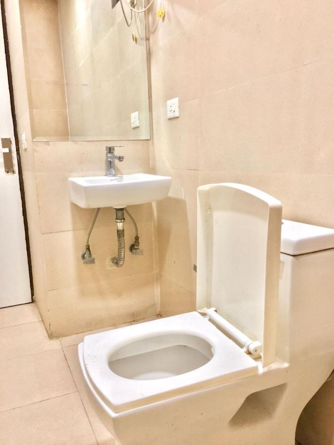 बिस्तर और नाश्ता Square Plaza At Airport 3*